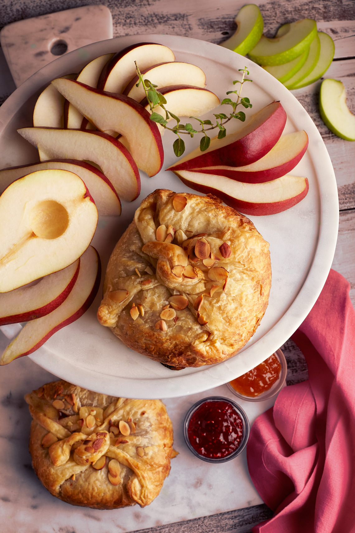Baked-Brie-Apples-Pears